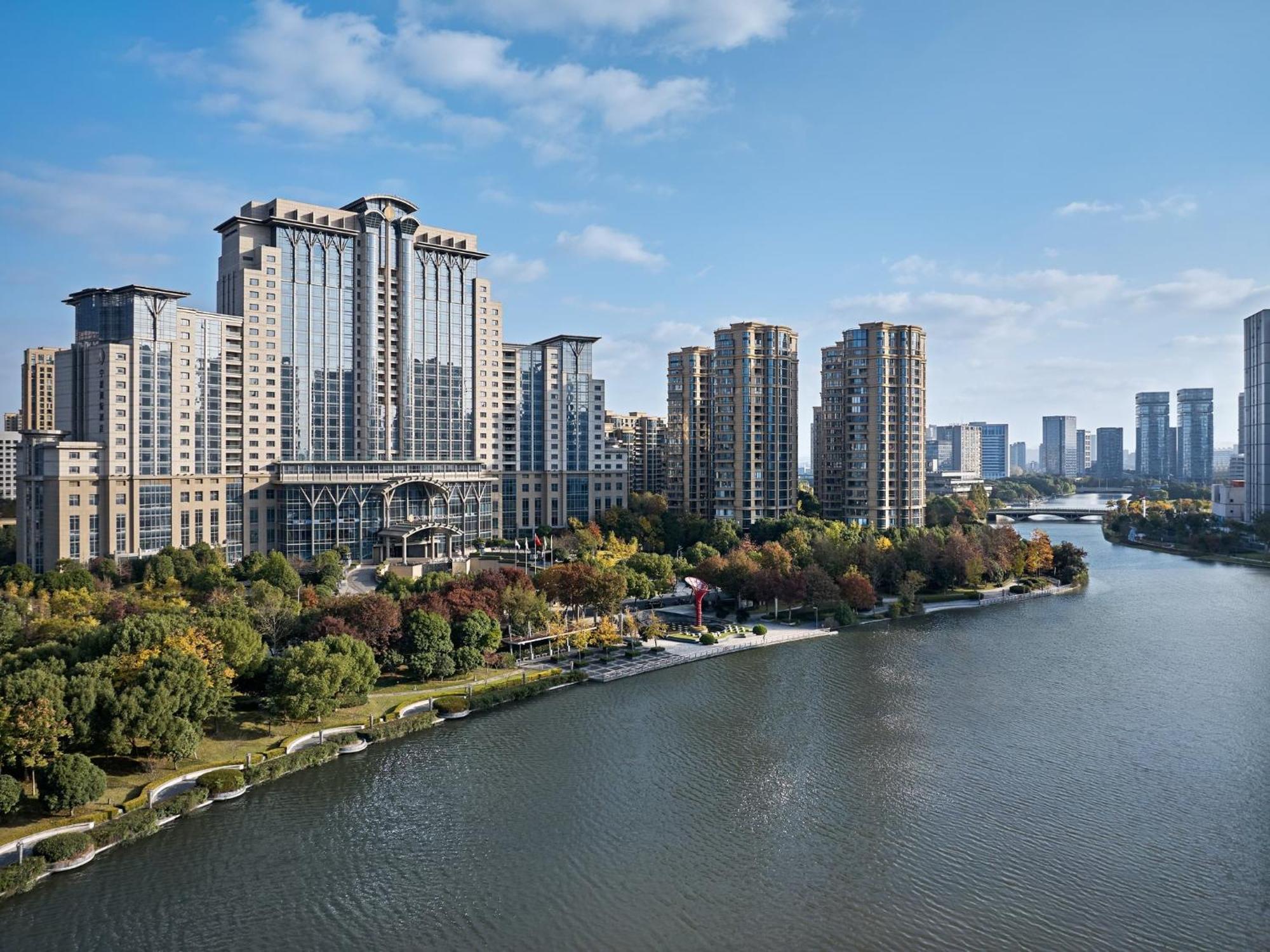 The Azure Ningbo, Vignette Collection Hotel Exterior photo